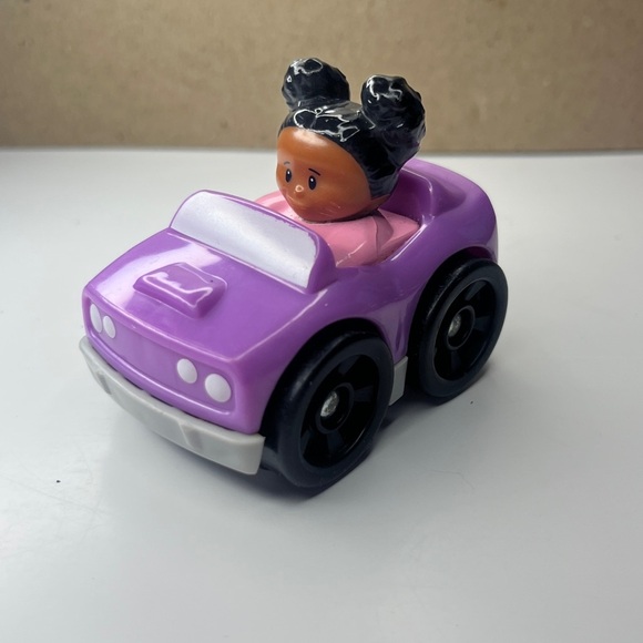 Fisher-Price set of 4 little people wheelies - Picture 3 of 6